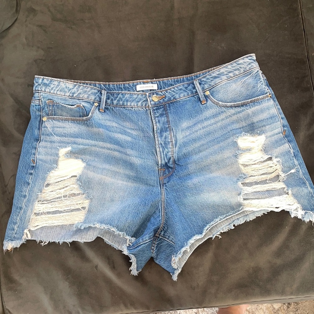 Good American shorts